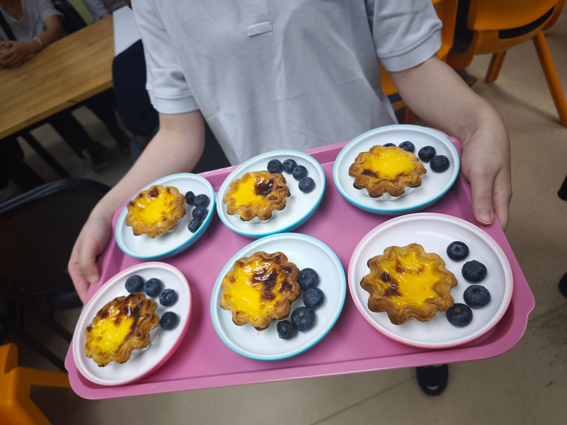 Creating Botanical Art and Sharing Joy with Seniors from H.K.S.K.H. Lady MacLehose Centre